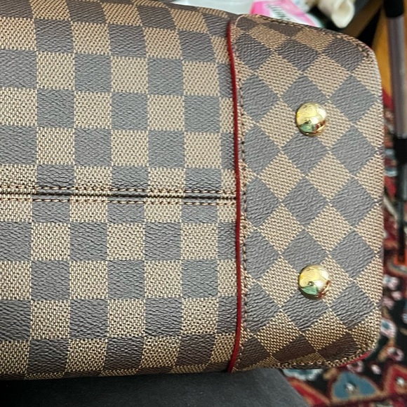 Louis Vuitton Caissa Hobo - Picture 7 of 10